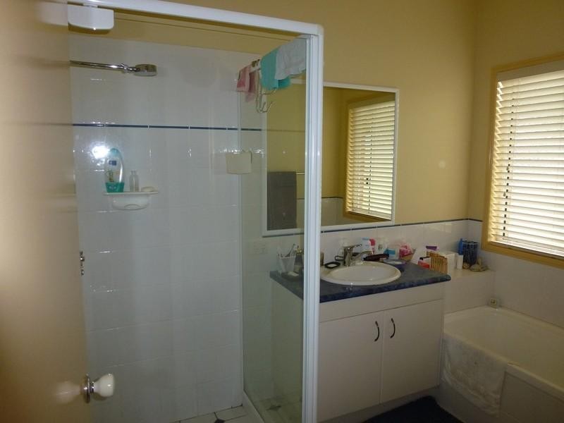 4 Polo Close, Wongawallan QLD 4210