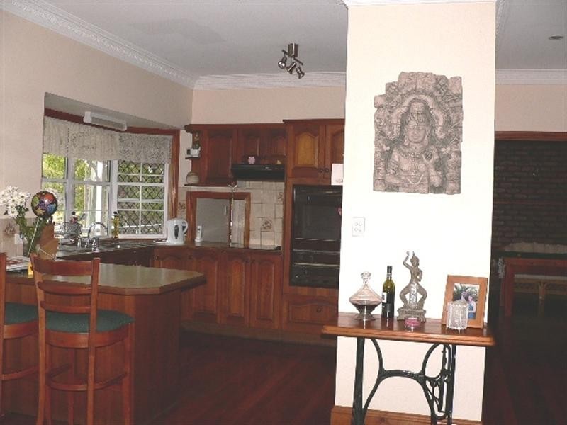 2 Ruth Terrace, Oxenford QLD 4210