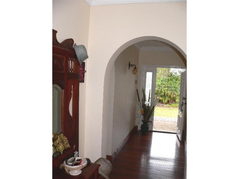 2 Ruth Terrace, Oxenford QLD 4210