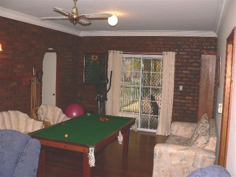 2 Ruth Terrace, Oxenford QLD 4210