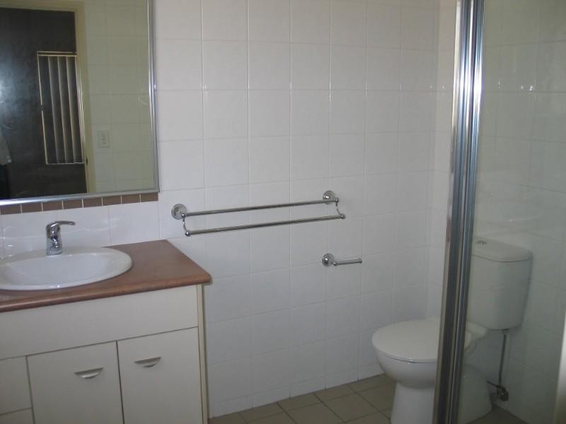 2/14 Redstart Street, Upper Coomera QLD 4209