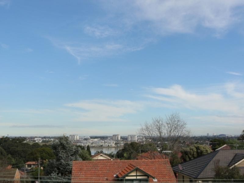 15A Linsley Street, Gladesville NSW 2111