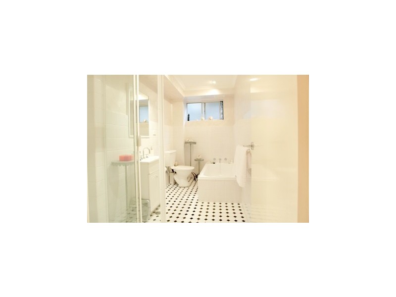 7/27 Cambridge Street, Gladesville NSW 2111