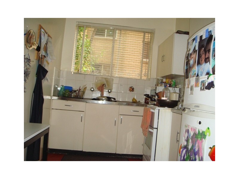 2/15 Curzon Road, Ryde NSW 2112