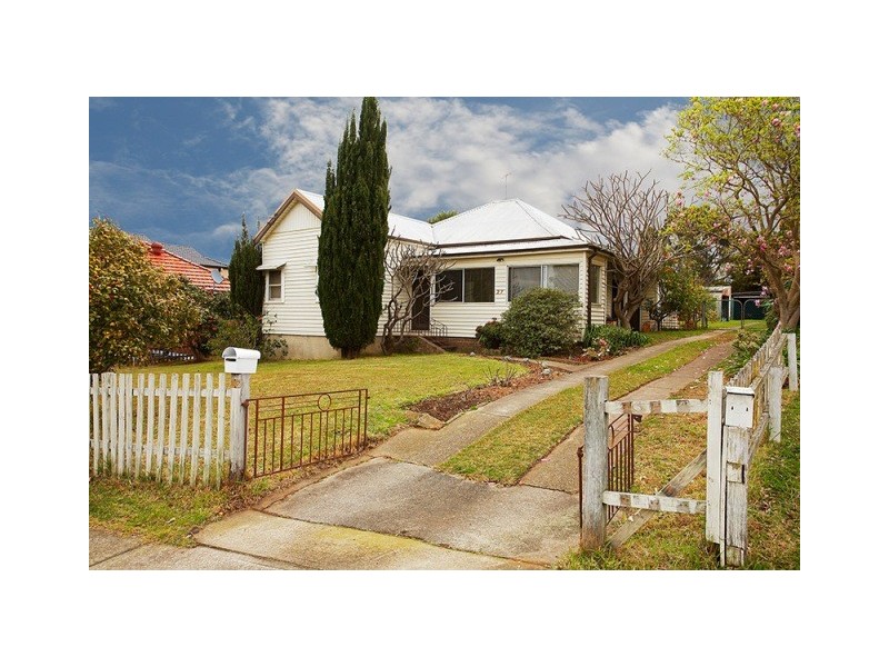 27 Tennyson Road, Gladesville NSW 2111