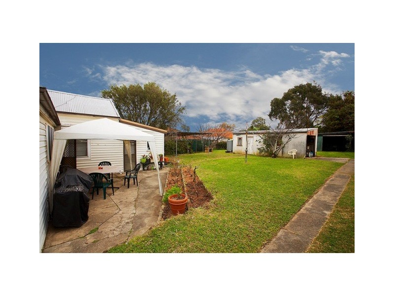 27 Tennyson Road, Gladesville NSW 2111