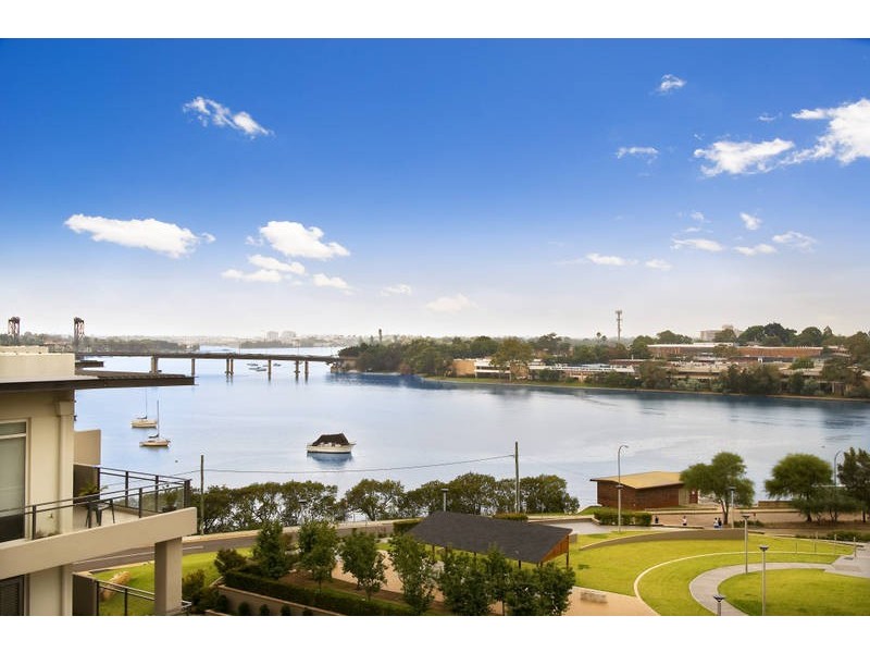 37/5 Bay Drive, Meadowbank NSW 2114
