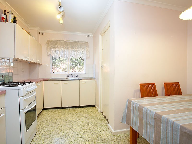 8/18 Meriton Street, Gladesville NSW 2111