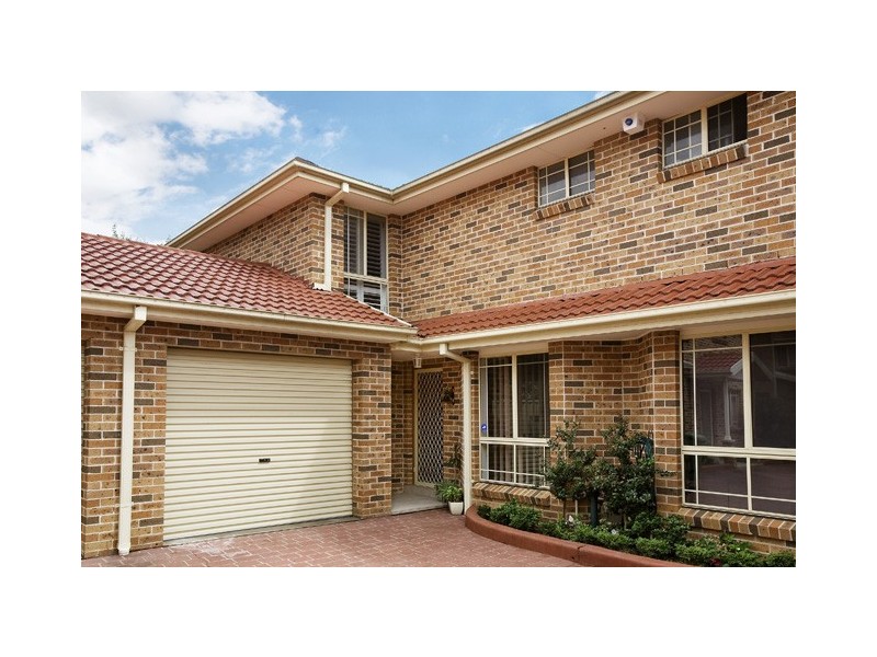 2/3 Pine Lane, Rydalmere NSW 2116