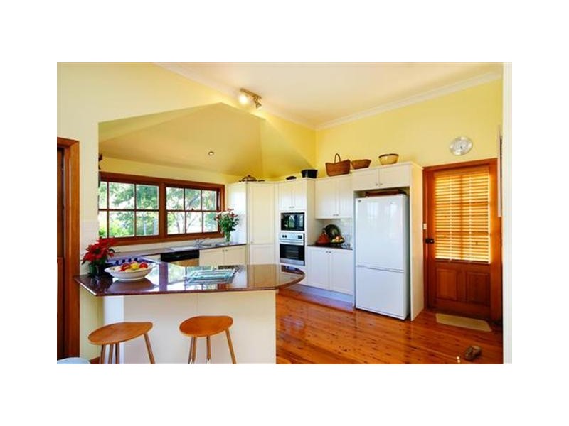 3 Bernard Avenue, Gladesville NSW 2111