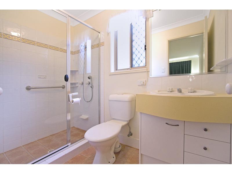 1/12 Rosewater Crescent, Tugun QLD 4224