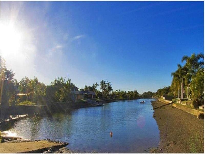 35 Mainsail Street, Currumbin Waters QLD 4223
