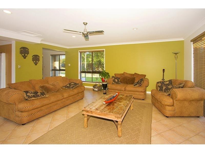 35 Mainsail Street, Currumbin Waters QLD 4223