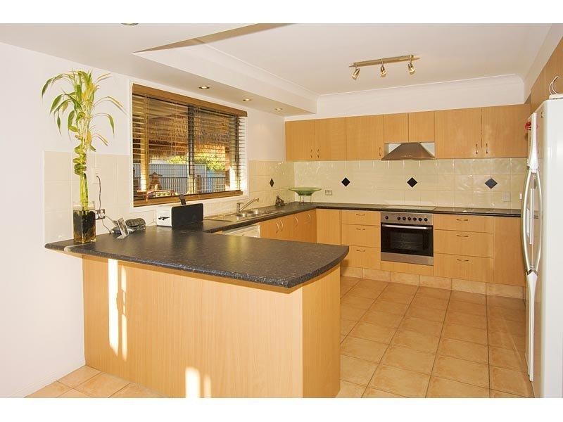 35 Mainsail Street, Currumbin Waters QLD 4223