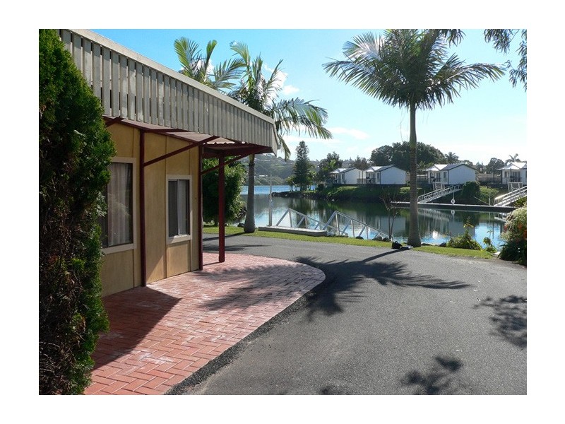 37 Chinderah Bay Drive, Chinderah NSW 2487