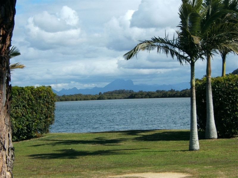 37 Chinderah Bay Drive, Chinderah NSW 2487