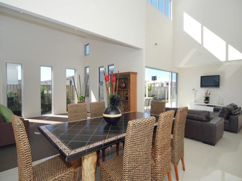 411 Casuarina Way, Casuarina NSW 2487