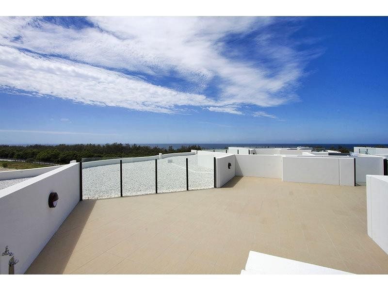 Unit 49 Cotton Beach, Casuarina NSW 2487