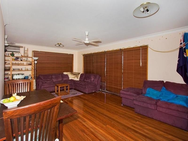 33 Pioneer Parade, Banora Point NSW 2486