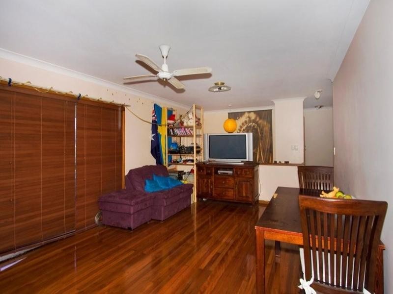 33 Pioneer Parade, Banora Point NSW 2486