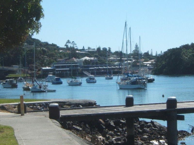 100 Dry Dock Road, Tweed Heads South NSW 2486