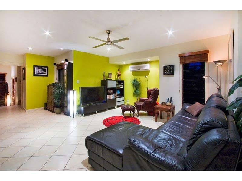 18 Casuarina Way, Casuarina NSW 2487