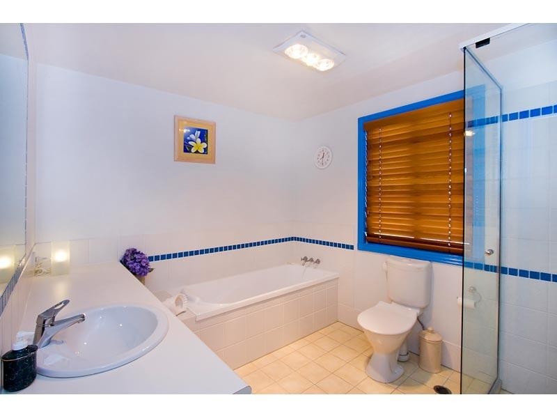 18 Casuarina Way, Casuarina NSW 2487