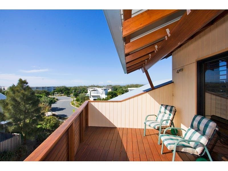 18 Casuarina Way, Casuarina NSW 2487