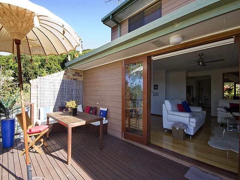 2/33 Mariners Crescent, Banora Point NSW 2486