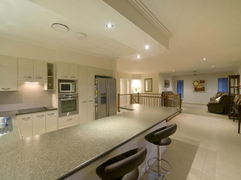 4 Dromara Court, Banora Point NSW 2486