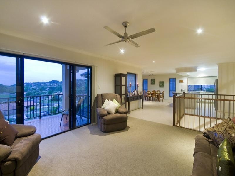 4 Dromara Court, Banora Point NSW 2486