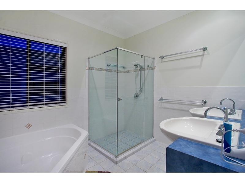 14 Riberry Drive, Casuarina NSW 2487