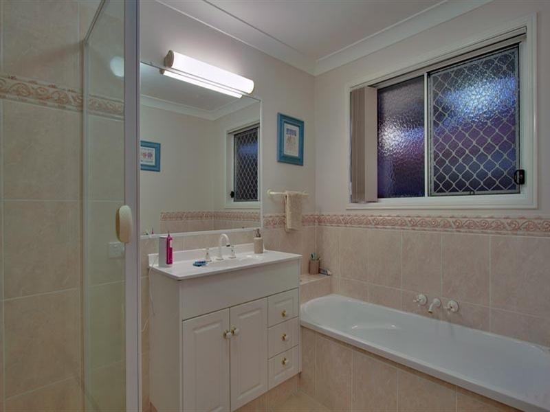 12 Firestone Drive, Banora Point NSW 2486