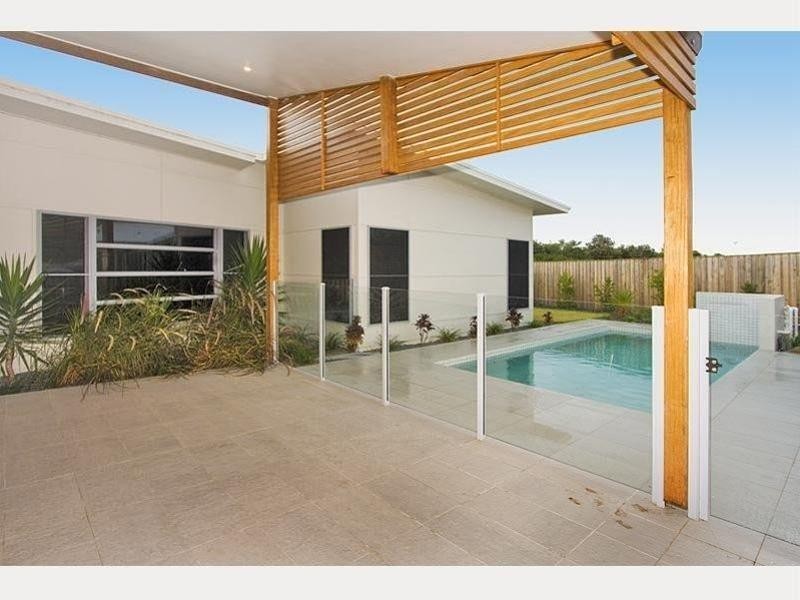 26 Casuarina Way, Casuarina NSW 2487