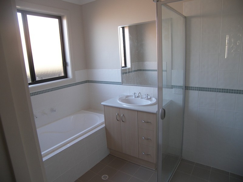 1 Robe Street, Andrews Farm SA 5114