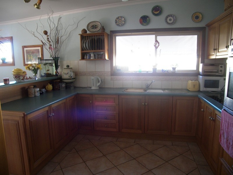 4 Gould Street, Para Hills SA 5096