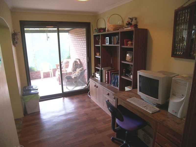 10 Penner Crescent, Para Hills SA 5096