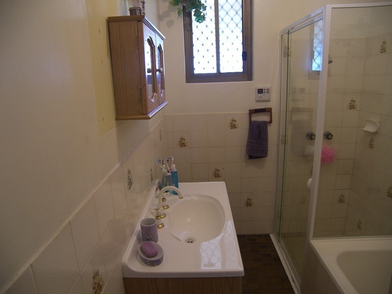 10 Penner Crescent, Para Hills SA 5096