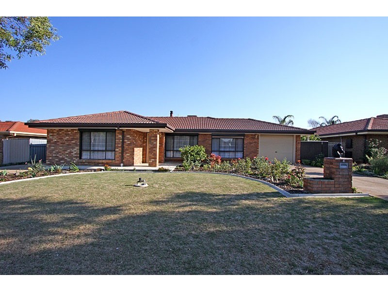 4 Olive Court, Parafield Gardens SA 5107