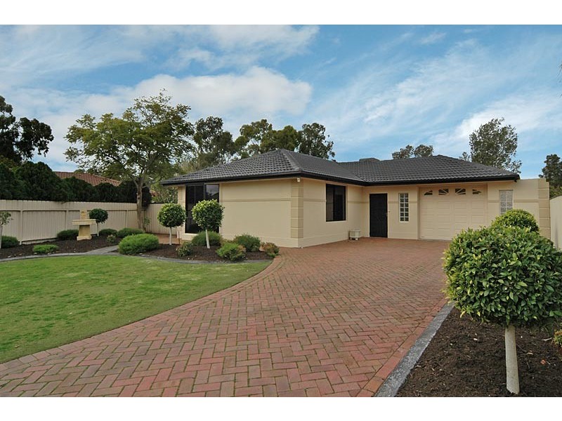 18 Redford Court, Paralowie SA 5108