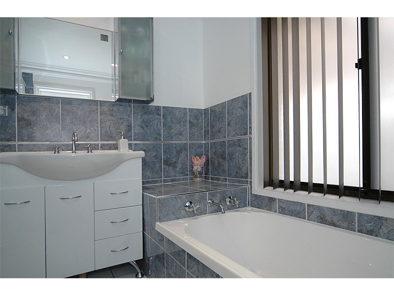 18 Redford Court, Paralowie SA 5108