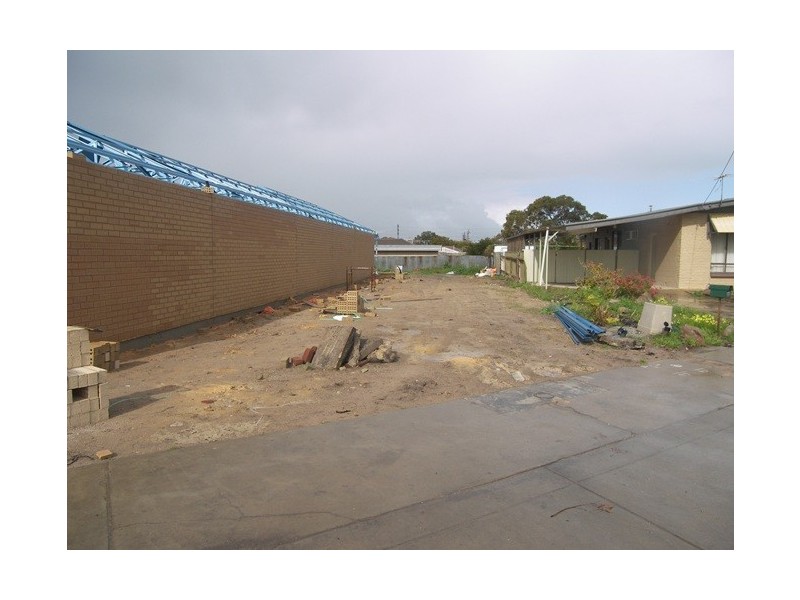 24 Lamorna Terrace, Largs North SA 5016