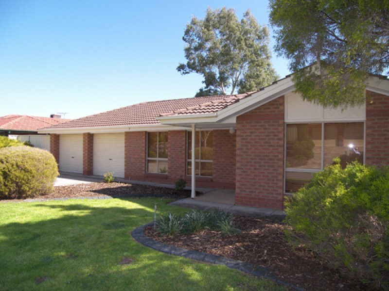 24 Birchdale Circuit, Hillbank SA 5112
