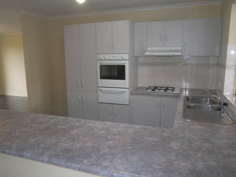 77 General Drive, Paralowie SA 5108