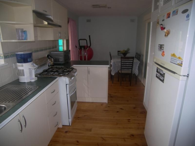 25 Bindi Street, Para Hills West SA 5096