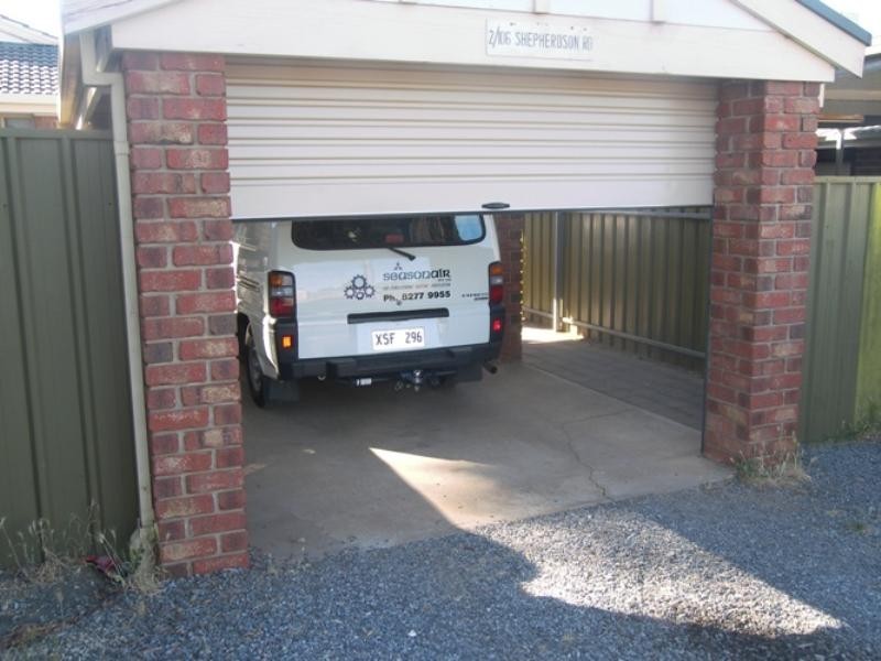 2/106 Shepherdson Road, Parafield Gardens SA 5107