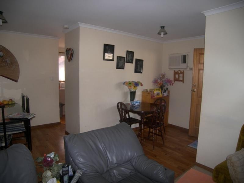 2/106 Shepherdson Road, Parafield Gardens SA 5107