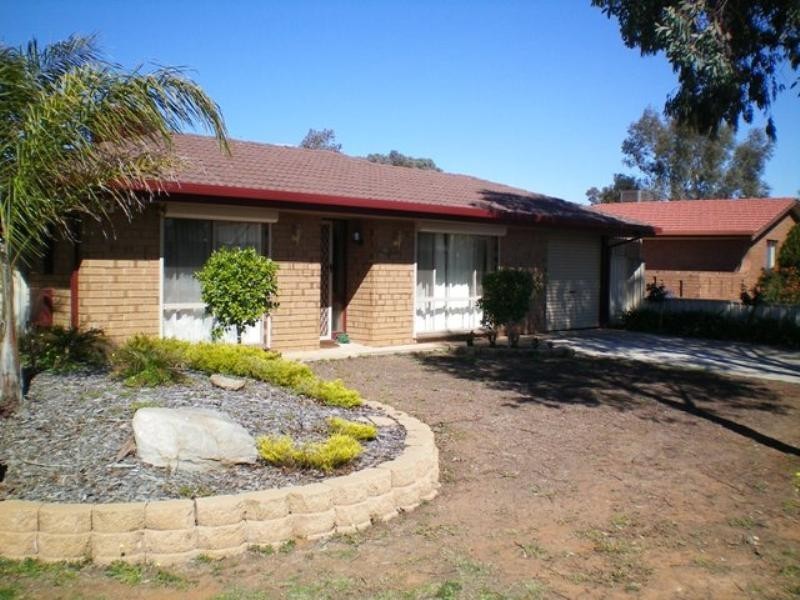 4 McVann Avenue, Paralowie SA 5108