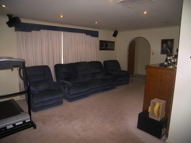 29 Goodfield Road, Para Hills West SA 5096