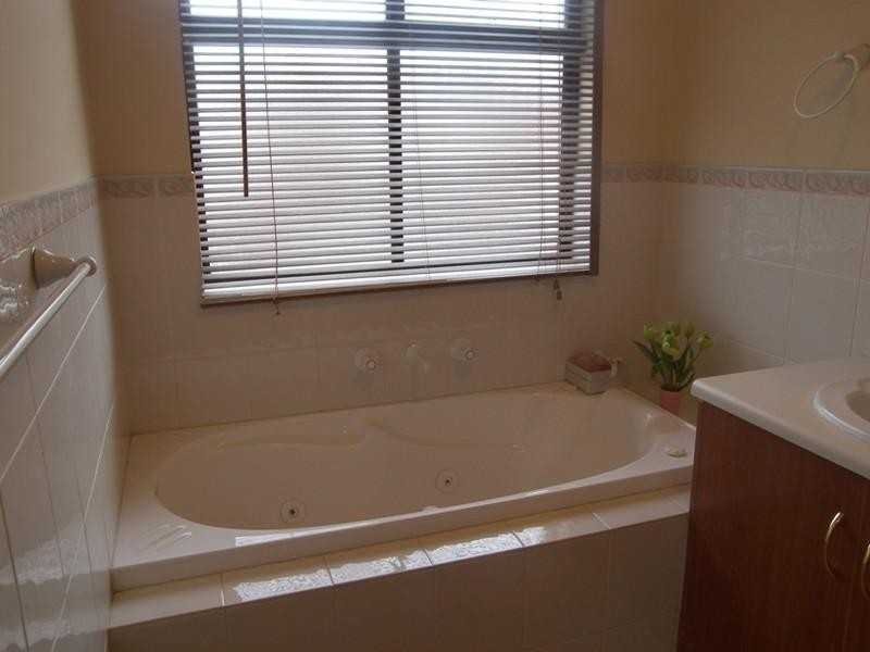 12 The Walk, Mawson Lakes SA 5095